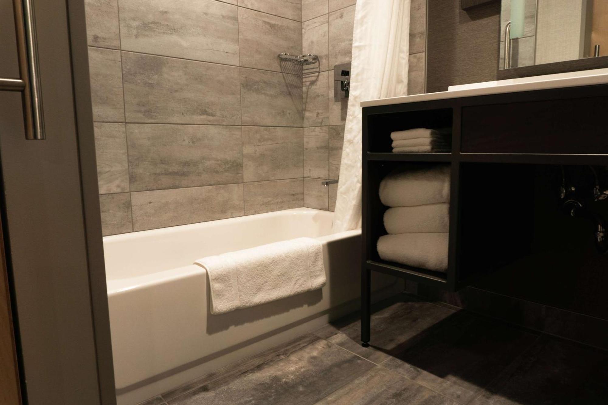 Hilton Garden Inn Fredericton Eksteriør bilde